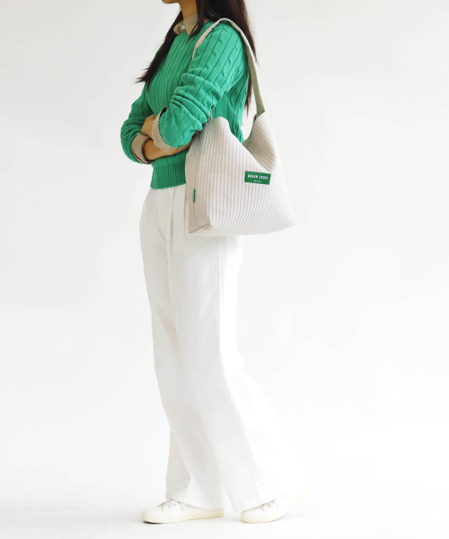 GREEN STUFF(グリーンスタッフ)の「seem full bag 62 - soft quilting soy beige(ショルダーバッグ・レディース・その他・FREE)」の4枚目の写真