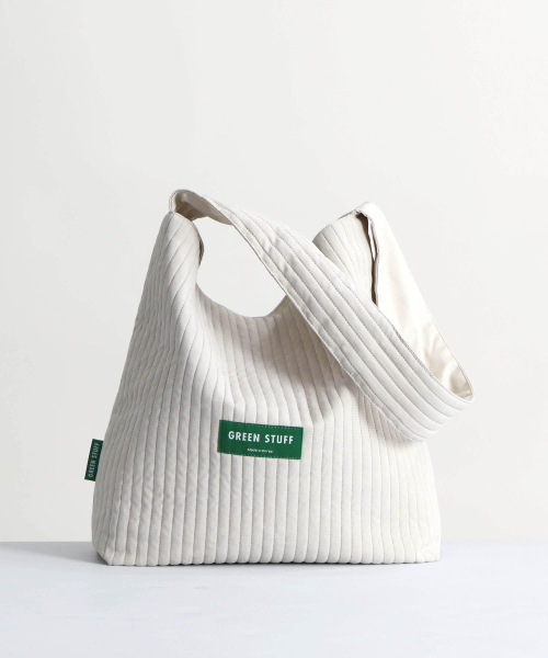 GREEN STUFF(グリーンスタッフ)の「seem full bag 62 - soft quilting soy beige(ショルダーバッグ・レディース・その他・FREE)」の9枚目の写真