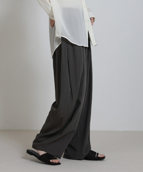 select MOCA（セレクトモカ）の「とろみイージーバルーンパンツ（その他パンツ・レディース・グレイッシュベージュ/オフホワイト・FREE）」の18枚目の写真