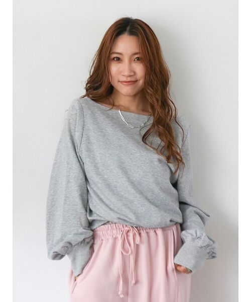 Ungrid（アングリッド）の「タックオフショルスウェット（Tシャツ/カットソー・レディース・オフホワイト/ライトグレー/グリーン・FREE）」の4枚目の写真