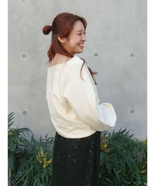 Ungrid（アングリッド）の「タックオフショルスウェット（Tシャツ/カットソー・レディース・オフホワイト/ライトグレー/グリーン・FREE）」の12枚目の写真