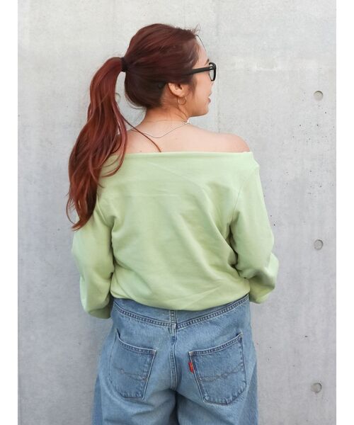 Ungrid（アングリッド）の「タックオフショルスウェット（Tシャツ/カットソー・レディース・オフホワイト/ライトグレー/グリーン・FREE）」の16枚目の写真