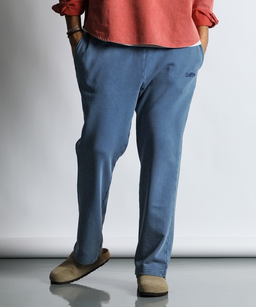 The DUFFER of ST.GEORGE（ザダファーオブセントジョージ）の「【WEB限定アイテム】PIGMENT-DYE REGULAR FIT SWEAT PANTS：ピグメント加工 レギュラーフィット スウェットパンツ（スウェットパンツ・メンズ・ブラック/ネイビー・SMALL/MEDIUM/LARGE/X-LARGE）」の2枚目の写真