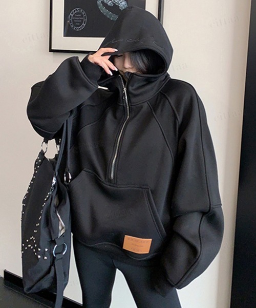 Dalfwin(ダールフィン)の「韓国ファッション RICECAKEフードロゴハーフジップフーディ(パーカー・レディース・ブラック/グレー・FREE)」の3枚目の写真