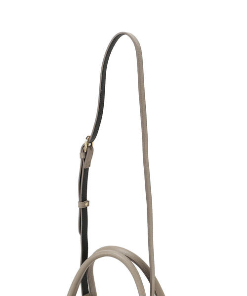 VIOLAd'ORO（ヴィオラドーロ）の「VIOLAd’ORO (ヴィオラドーロ) TRERO / V-1573 イタリアンWフェイスレザーベルトトート（ハンドバッグ・レディース・ブラック/グレー・F）」の13枚目の写真