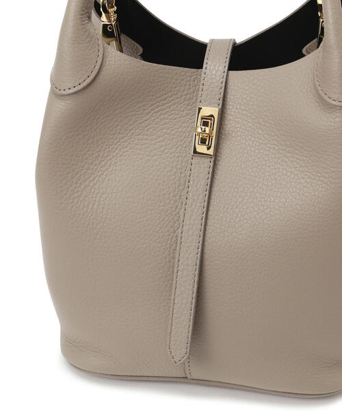 VIOLAd'ORO（ヴィオラドーロ）の「VIOLAd’ORO (ヴィオラドーロ) TRERO / V-1573 イタリアンWフェイスレザーベルトトート（ハンドバッグ・レディース・ブラック/グレー・F）」の16枚目の写真