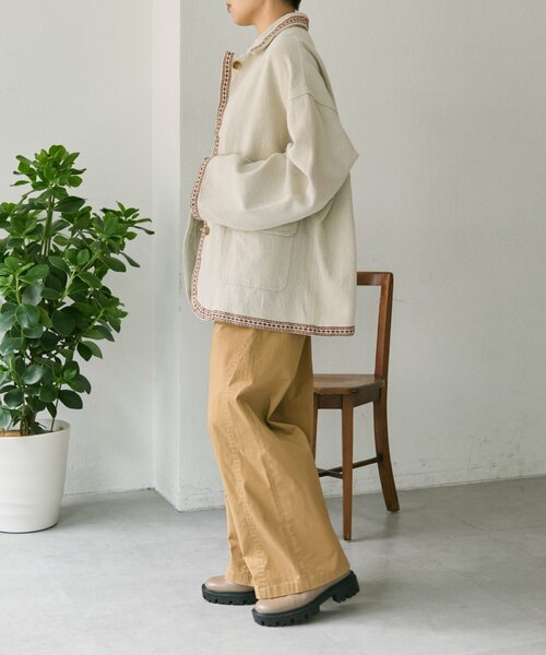 ear PAPILLONNER(イアパピヨネ)の「花柄刺しゅうジャケット【SUM1 STYLE】(その他アウター・レディース・グレイッシュベージュ・FREE)」の20枚目の写真