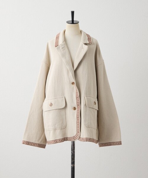 ear PAPILLONNER(イアパピヨネ)の「花柄刺しゅうジャケット【SUM1 STYLE】(その他アウター・レディース・グレイッシュベージュ・FREE)」の11枚目の写真