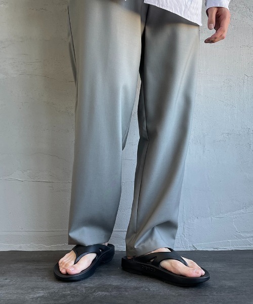 OOFOS（ウーフォス）の「[OOFOS/ウーフォス] OORIGINAL リカバリーサンダル（サンダル・レディース・ベージュ/グレー/ブラック/ブルー・3/4/5/6/7/8/9/10）」の14枚目の写真