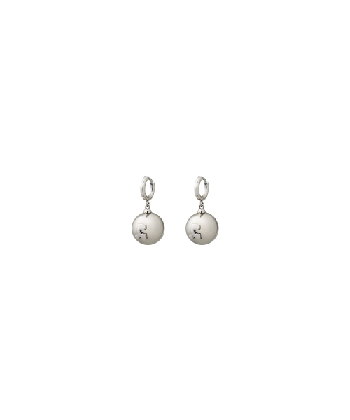 Rest&Recreation（レストアンドレクリエーション）の「LOGO BALL RING EARRING - SILVER（ピアス（両耳用）・レディース・その他・ONE SIZE）」の2枚目の写真