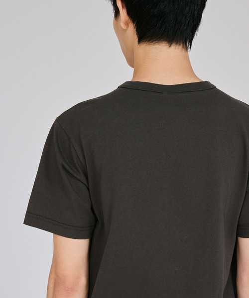 Champion（チャンピオン）の「【Champion/チャンピオン】メンズ ベーシック ショートスリーブTシャツ（Tシャツ/カットソー・メンズ・ダークブルー/グレー/ブラック系その他/ホワイト×ネイビー/ホワイト系その他3/オートミール・X-LARGE/LARGE/MEDIUM/SMALL）」の9枚目の写真
