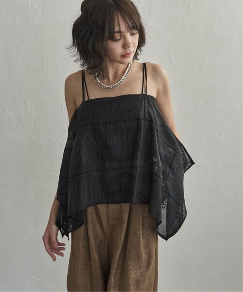 notch.(ノッチ)の「パッチワーク風刺繍キャミソール(キャミソール・レディース・オフホワイト/ブラック・M)」の4枚目の写真