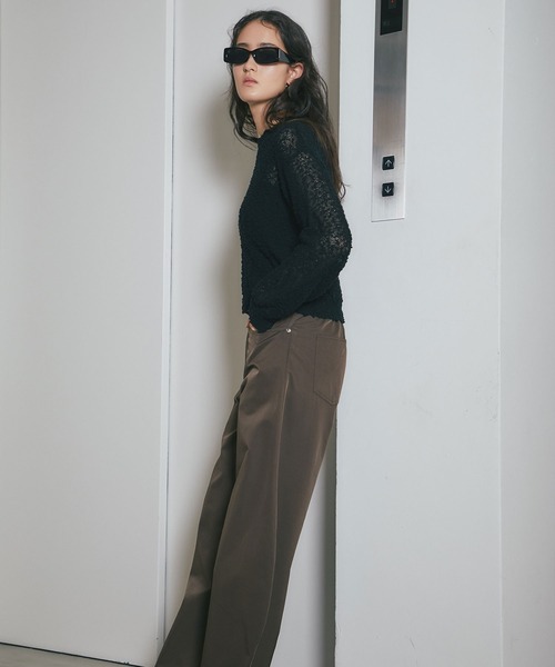 ARVELLIA(アルベリア)の「POPCORN KNIT TOP(ニット/セーター・レディース・ブラック/ホワイト・M)」の6枚目の写真