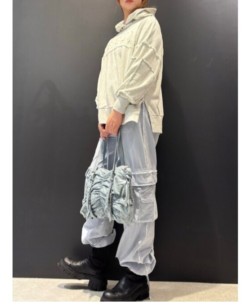 Desigual(デシグアル)の「ライトブルーカーゴバルーンパンツ(その他パンツ・レディース・ブルー・XS/S/M/L/XL)」の1枚目の写真