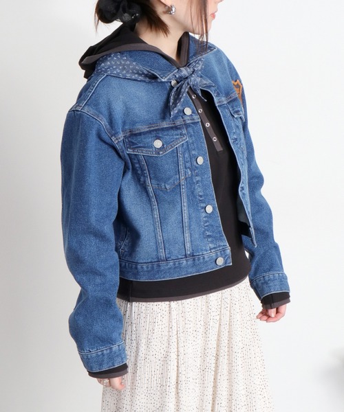 cepo（セポ）の「〈セットアップ対応可能〉スカーフセットデニムジャケット（デニムジャケット・レディース・ブルー系3/ブルー系2・M）」の18枚目の写真