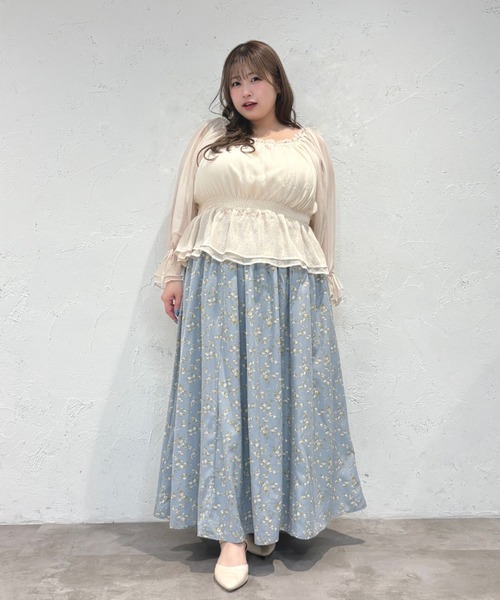 Louiosy(ルオシー)の「【Louiosy】【大きいサイズ】チャーム付きフレアスカート(スカート・レディース・ホワイト系その他2/ブルー系その他・3L/X-LARGE/4L)」の2枚目の写真