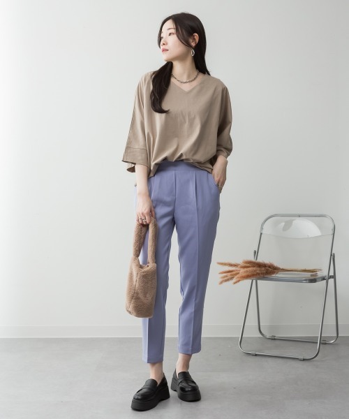 aity(アイティ)の「M-5L Vネック7分袖ドルマンカットソー 夏服(Tシャツ/カットソー・レディース・グレイッシュベージュ/ブラック/ミント/オフホワイト/チャコールグレー・4L~5L/LL~3L/M~L)」の10枚目の写真