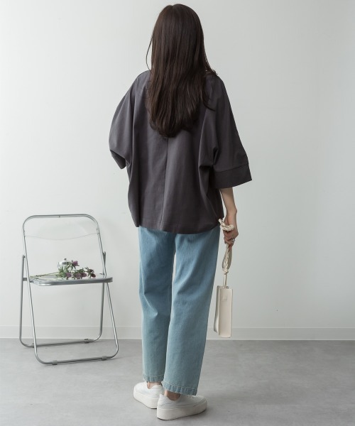 aity(アイティ)の「M-5L Vネック7分袖ドルマンカットソー 夏服(Tシャツ/カットソー・レディース・グレイッシュベージュ/ブラック/ミント/オフホワイト/チャコールグレー・4L~5L/LL~3L/M~L)」の16枚目の写真