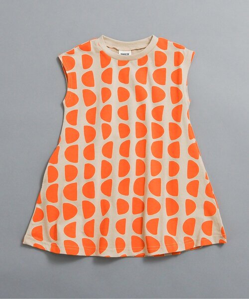 BREEZE(ブリーズ)の「【リンク/WEB限定】レトロ総柄フレアワンピース(ワンピース・キッズ・サーモンピンク/ブラウン/オレンジ/ブラック/オフホワイト・100/90/140/130/120/110)」の5枚目の写真