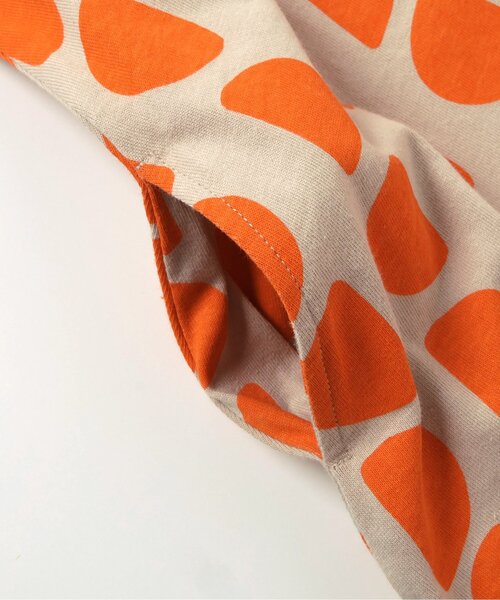 BREEZE(ブリーズ)の「【リンク/WEB限定】レトロ総柄フレアワンピース(ワンピース・キッズ・サーモンピンク/ブラウン/オレンジ/ブラック/オフホワイト・100/90/140/130/120/110)」の17枚目の写真