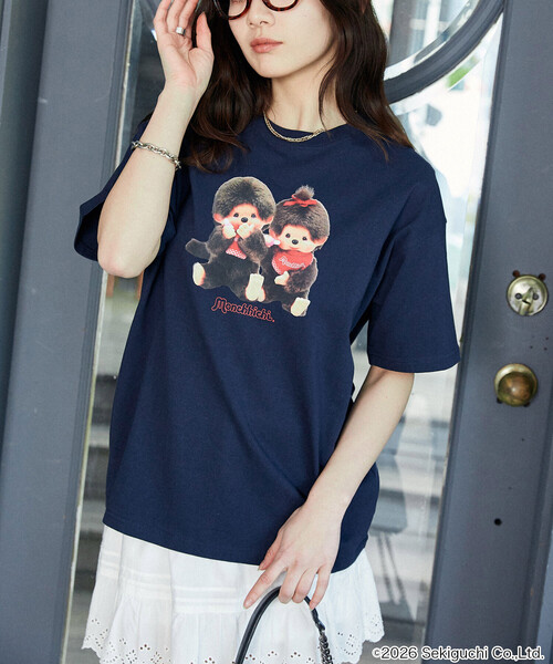 PUBLUX(パブリュクス)の「PUBLUX/パブリュクス モンチッチ フロントプリント Tシャツ 限定展開(Tシャツ/カットソー・レディース・イエロー/チャコールグレー/ネイビー/オフホワイト・フリ-)」の3枚目の写真