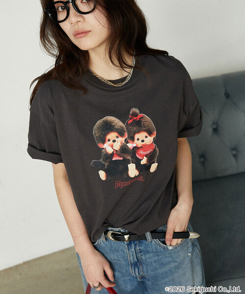 PUBLUX(パブリュクス)の「PUBLUX/パブリュクス モンチッチ フロントプリント Tシャツ 限定展開(Tシャツ/カットソー・レディース・イエロー/チャコールグレー/ネイビー/オフホワイト・フリ-)」の17枚目の写真