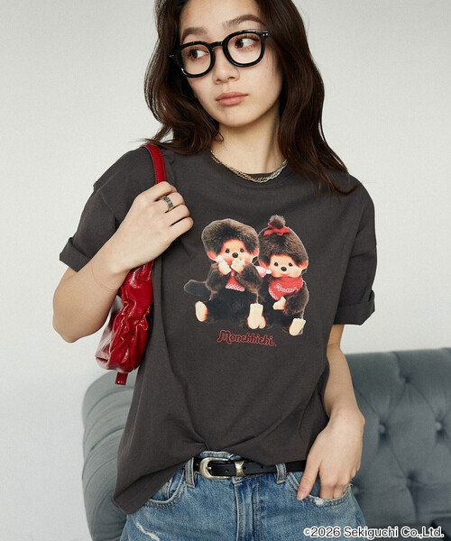 PUBLUX(パブリュクス)の「PUBLUX/パブリュクス モンチッチ フロントプリント Tシャツ 限定展開(Tシャツ/カットソー・レディース・イエロー/チャコールグレー/ネイビー/オフホワイト・フリ-)」の18枚目の写真