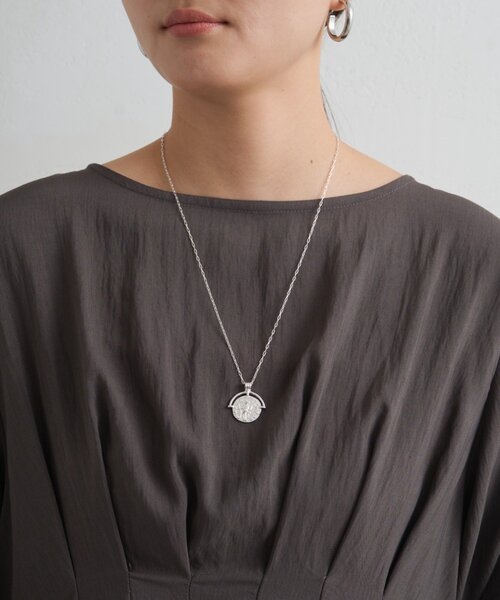 GALENA(LOUNGEDRESS)(ガレナ)の「【GALENA/ガレナ】変形コインネックレス(ネックレス・レディース・シルバー/ゴールド・FREE)」の3枚目の写真