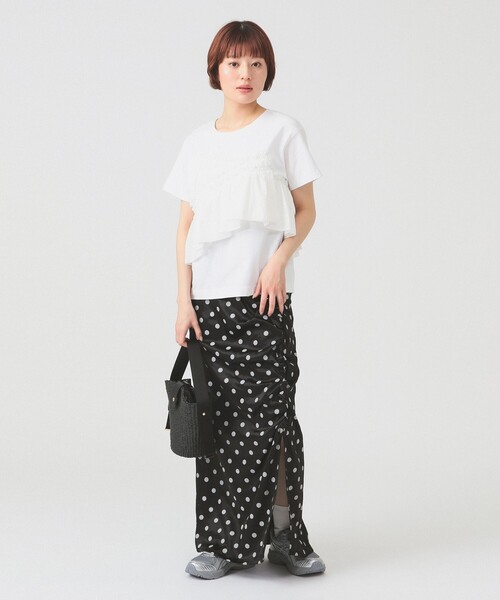 Ray BEAMS(レイビームス)の「アシメ ギャザー フリル Tシャツ(Tシャツ/カットソー・レディース・ホワイト/ブラック・ONE SIZE)」の3枚目の写真