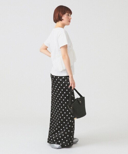 Ray BEAMS(レイビームス)の「アシメ ギャザー フリル Tシャツ(Tシャツ/カットソー・レディース・ホワイト/ブラック・ONE SIZE)」の4枚目の写真