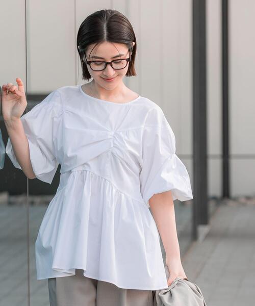 URBAN RESEARCH ROSSO WOMEN（アーバンリサーチ　ロッソ）の「『別注』ELENDEEK×ROSSO　GATHER BLOUSE（シャツ/ブラウス・レディース・オフホワイト/ブルー/ブラック・FREE）」の11枚目の写真