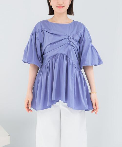 URBAN RESEARCH ROSSO WOMEN(アーバンリサーチ ロッソ)の「『別注』ELENDEEK×ROSSO GATHER BLOUSE(シャツ/ブラウス・レディース・オフホワイト/ブルー/ブラック・FREE)」の4枚目の写真