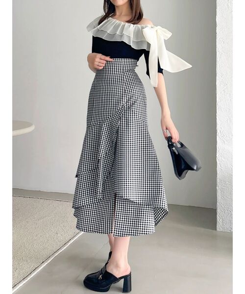 dazzlin(ダズリン)の「アシメラッフルマーメイドスカート(スカート・レディース・その他1/ブラック/インディゴブルー・MEDIUM/SMALL)」の18枚目の写真