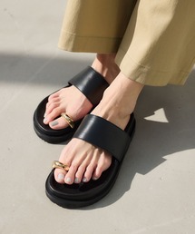 BARNYARDSTORM | BARNYARDSTORM / 『ネルソンさん』ご紹介アイテム】メタルトングレザーサンダル【一部店舗限定カラー】(サンダル)