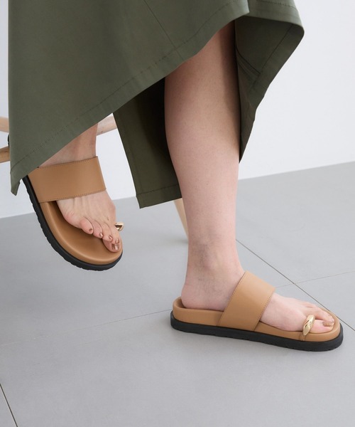 BARNYARDSTORM（バンヤードストーム）の「BARNYARDSTORM / 『ネルソンさん』ご紹介アイテム】メタルトングレザーサンダル【一部店舗限定カラー】（サンダル・レディース・モカ/ブラック・36/37/38）」の5枚目の写真