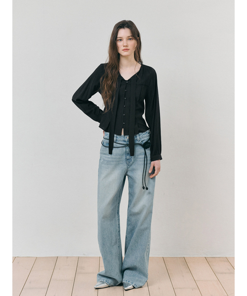 ETMON(エトモン)の「Tie Pintuck Blouse, Black(シャツ/ブラウス・レディース・その他・SMALL/MEDIUM)」の4枚目の写真