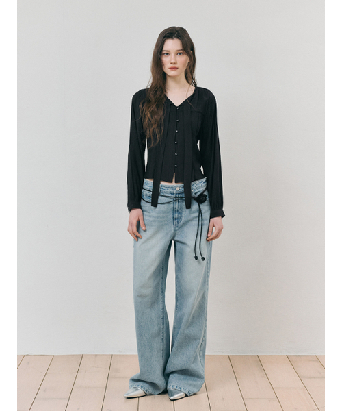 ETMON(エトモン)の「Tie Pintuck Blouse, Black(シャツ/ブラウス・レディース・その他・SMALL/MEDIUM)」の5枚目の写真