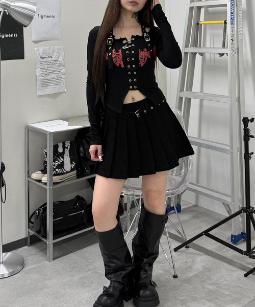 Figments(フィグメンツ)の「ハトメロゴデザイントップス(その他トップス・レディース・ブラック・FREE)」の4枚目の写真