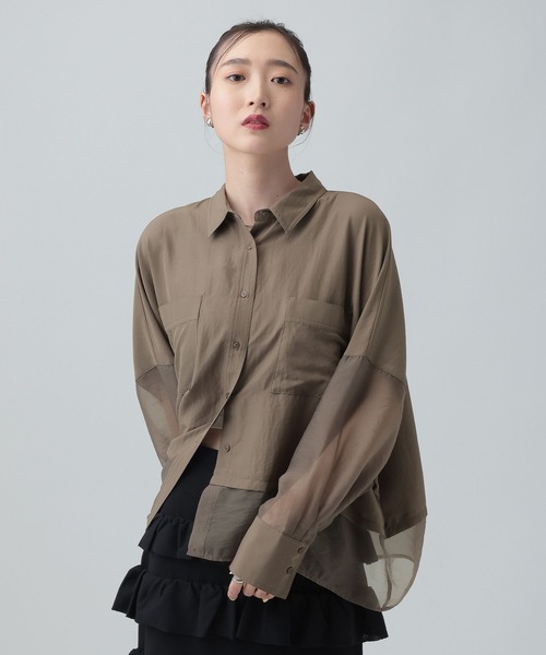 LEPSIM（レプシィム）の「異素材ショートポンチョシャツ　654008（シャツ/ブラウス・レディース・オフホワイト/ホワイト×ブラック/ブラック/イエロー/ブラウン/ホワイト・FREE）」の5枚目の写真