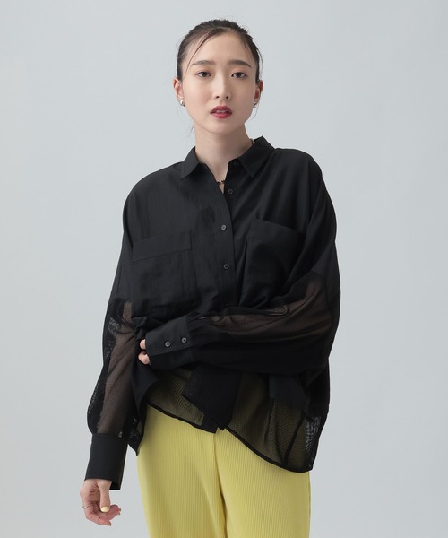 LEPSIM（レプシィム）の「異素材ショートポンチョシャツ　654008（シャツ/ブラウス・レディース・オフホワイト/ホワイト×ブラック/ブラック/イエロー/ブラウン/ホワイト・FREE）」の4枚目の写真