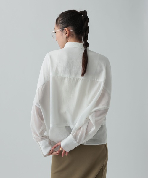 LEPSIM（レプシィム）の「異素材ショートポンチョシャツ　654008（シャツ/ブラウス・レディース・オフホワイト/ホワイト×ブラック/ブラック/イエロー/ブラウン/ホワイト・FREE）」の8枚目の写真