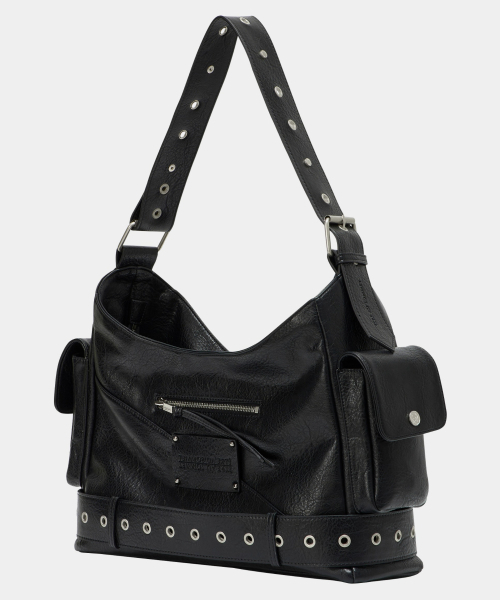 ETRE AU SOMMET（エトレオソメ）の「Strap Belt Eyelet Cross Big Bag (Black)（ショルダーバッグ・レディース・その他・FREE）」の2枚目の写真