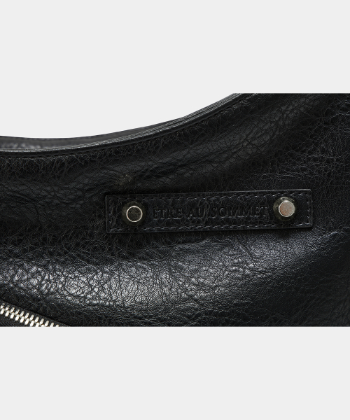 ETRE AU SOMMET（エトレオソメ）の「Strap Belt Eyelet Cross Big Bag (Black)（ショルダーバッグ・レディース・その他・FREE）」の11枚目の写真