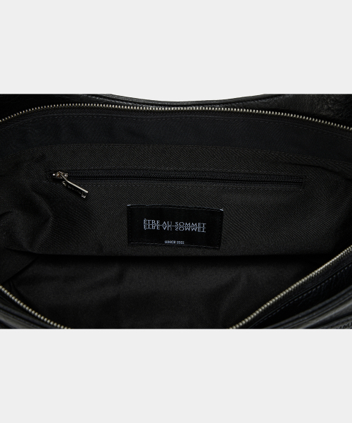 ETRE AU SOMMET（エトレオソメ）の「Strap Belt Eyelet Cross Big Bag (Black)（ショルダーバッグ・レディース・その他・FREE）」の12枚目の写真