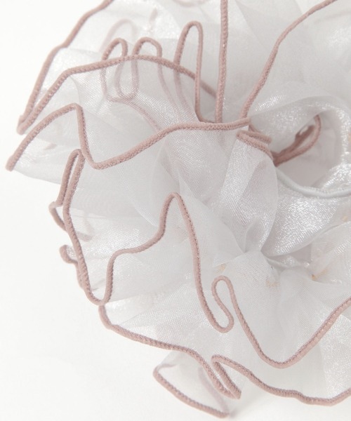 studio CLIP（スタディオクリップ）の「シアーパイピングシュシュ（シュシュ・レディース・ピンク/ライトグレー/ネイビー・FREE）」の4枚目の写真