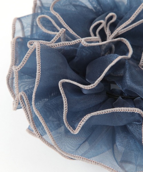 studio CLIP（スタディオクリップ）の「シアーパイピングシュシュ（シュシュ・レディース・ピンク/ライトグレー/ネイビー・FREE）」の6枚目の写真