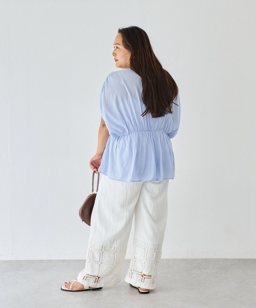 LAVEANGE(ラビアンジェ)の「スクエア刺繍レース切替ワイドパンツ|レースで魅せる大人の抜け感スタイル/イージーパンツ/ポケット付き/ウエストゴム/体型カバー(その他パンツ・レディース・オフホワイト/ブラック・LL/4L/3L/M/5L)」の21枚目の写真