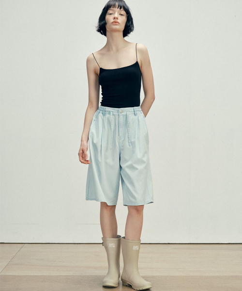 MALOUPE(マロップ)の「9205 超軽量 ワンタック ハーフ デニムパンツ (ライトインディゴ)(その他パンツ・レディース・ライトインディゴブルー・MEDIUM/SMALL)」の4枚目の写真