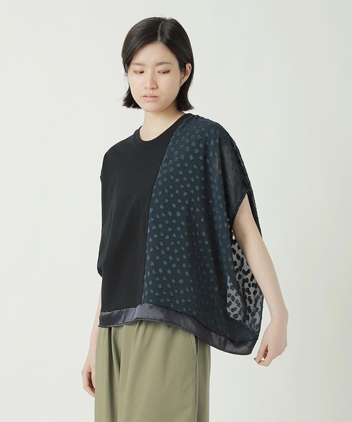 ZUCCa(ズッカ)の「CUT JACQUARD DOCKING / Tシャツ(Tシャツ/カットソー・レディース・ネイビー・M size)」の4枚目の写真