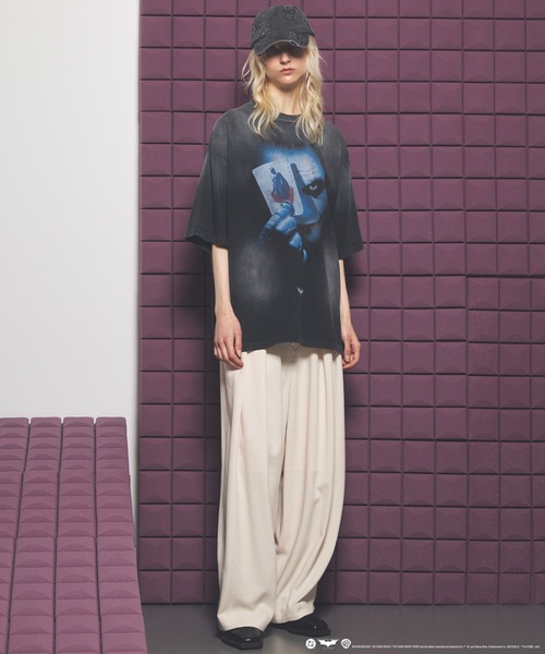 MAISON SPECIAL(メゾンスペシャル)の「《UNISEX》【MOVIE SERIES】「The Dark Knight」Prime-Over Crew Neck Short Sleeve T-Shirt/「ダークナイト」グラフィックプリントプライムオーバークルーネックTシャツ【MAISON SPECIAL/メゾンスペシャル】(Tシャツ/カットソー・メンズ・その他5/その他3/その他4/その他6/その他2/その他1・0/2/1)」の7枚目の写真